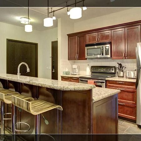B&B Grand Rockies Resort 2Br 1Pullout 캔모어 외부 사진