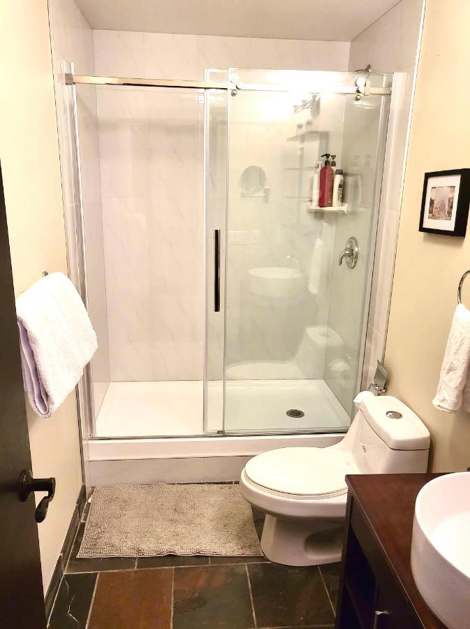 B&B Grand Rockies Resort 2Br 1Pullout 캔모어 외부 사진